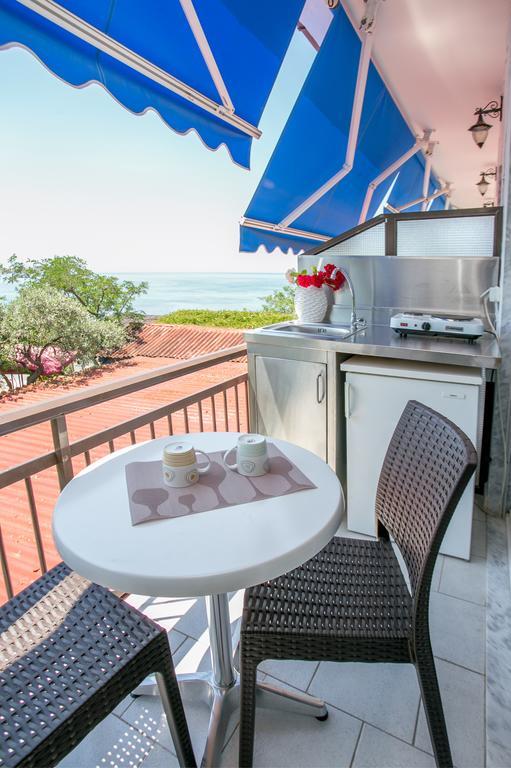 Astris Beach Bagian luar foto